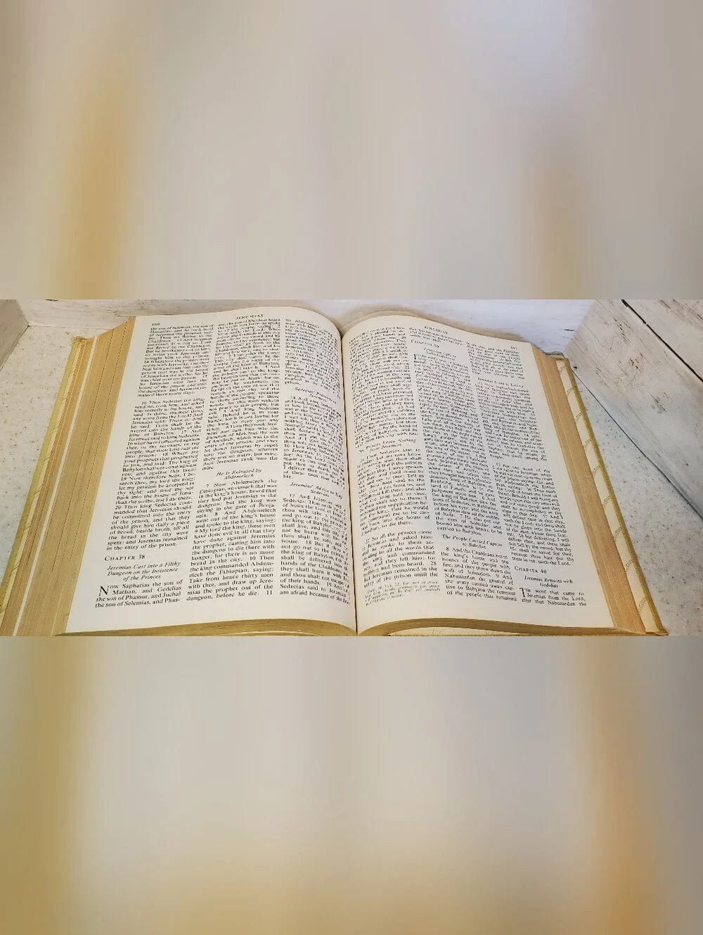 Vintage 1963 Catholic Holy Bible Good Counsel Confraternity Hardcover Gold Edge